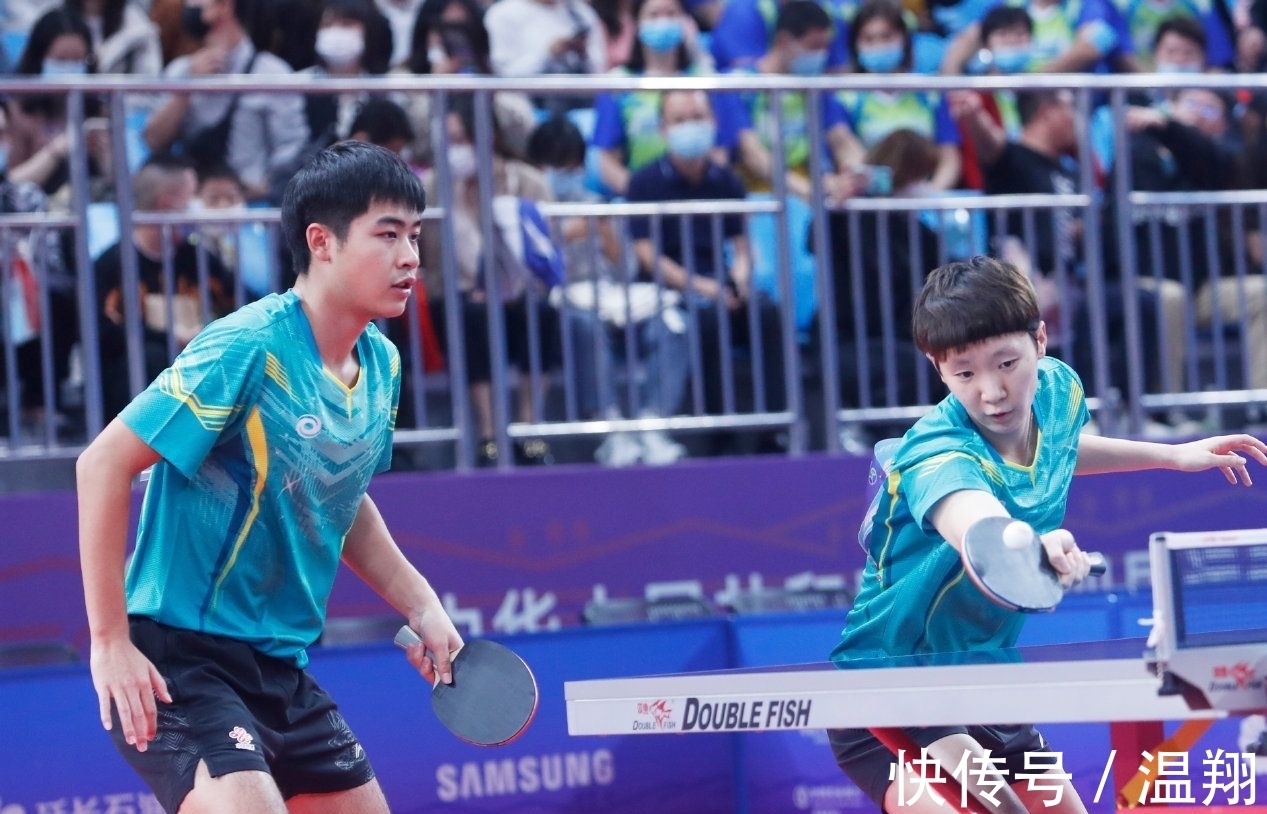 多纳鲁马离 多纳鲁马离